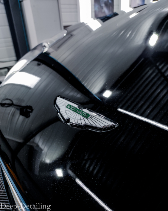 Aston Martin DB9 Rénovation et protection Aston Martin DB9 Rénovation et protection